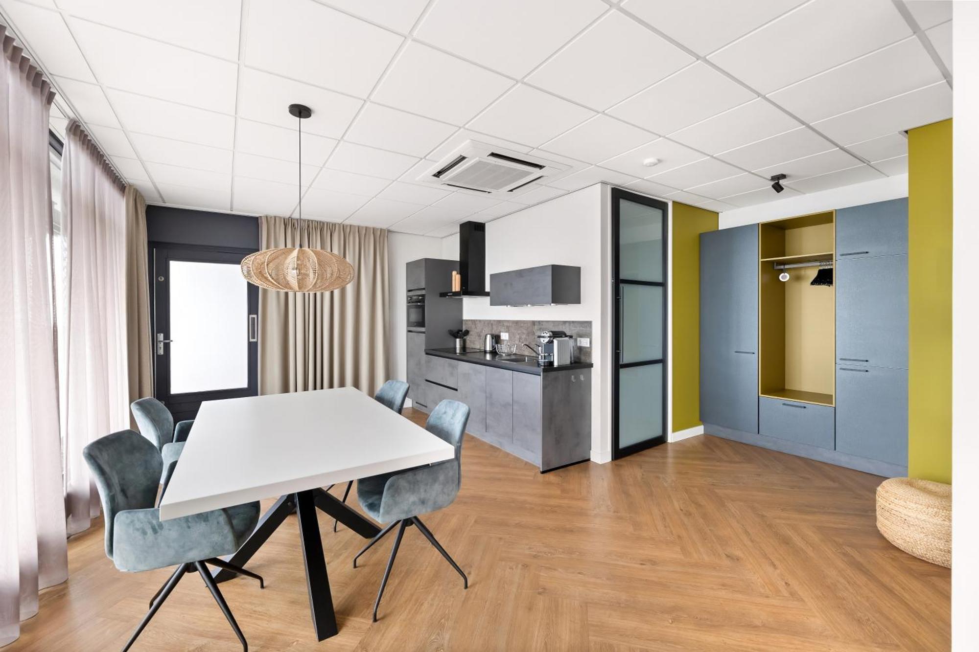 Suites Aan Zee 弗利辛恩 外观 照片
